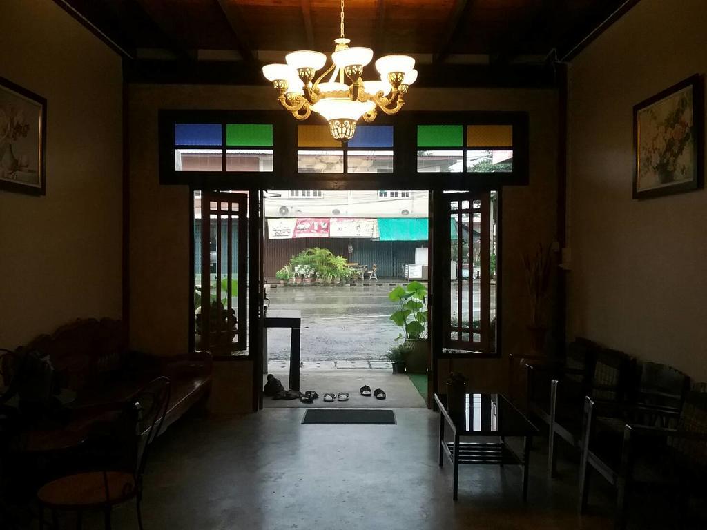 Sawang Guesthouse Ban Sawang Yai Extérieur photo